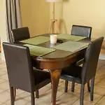 Gemuetliches Haus Inmitten Schoener Mit Garten & Parkplatz Obernhof