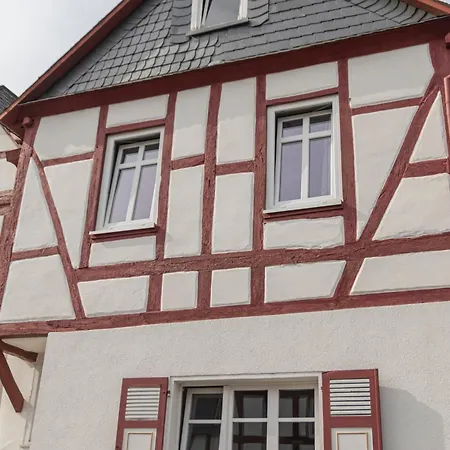 Gemuetliches Haus Inmitten Schoener Mit Garten & Parkplatz *