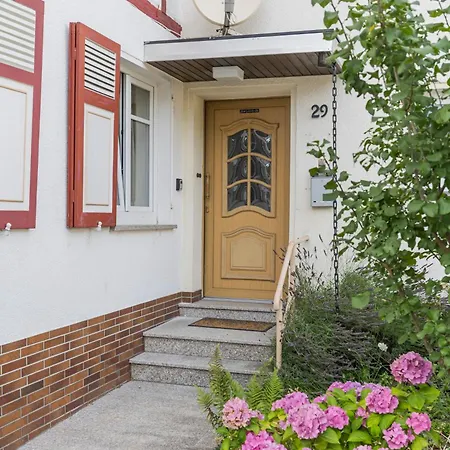 Vakantiehuis Gemuetliches Haus Inmitten Schoener Mit Garten & Parkplatz
