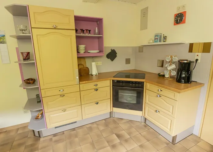 Gemuetliches Haus Inmitten Schoener Mit Garten & Parkplatz Obernhof