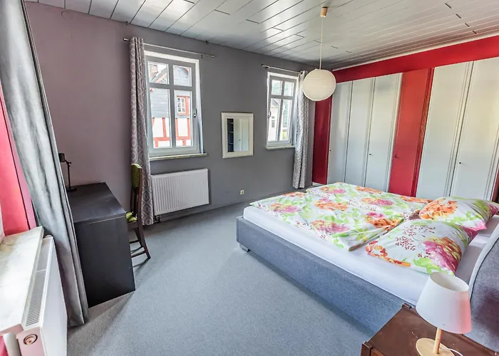 度假居 Gemuetliches Haus Inmitten Schoener Mit Garten & Parkplatz *