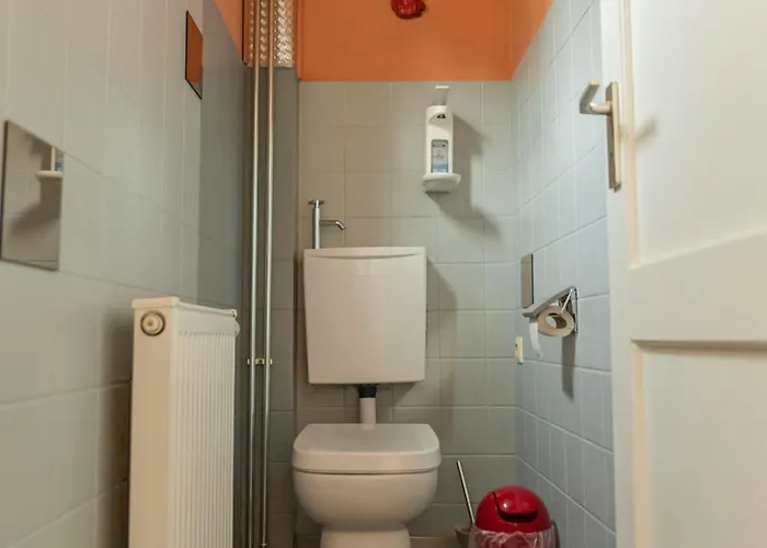 Gemütliches Haus Inmitten Schöner Mit Garten&parkplatz Obernhof