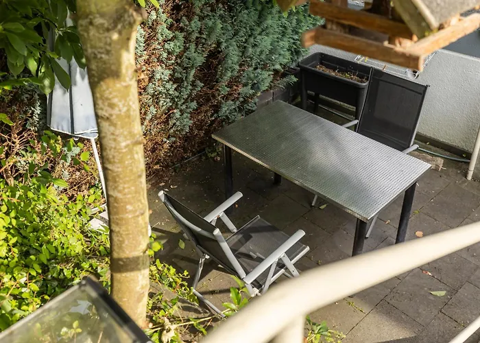 Gemuetliches Haus Inmitten Schoener Mit Garten & Parkplatz 度假居 Obernhof