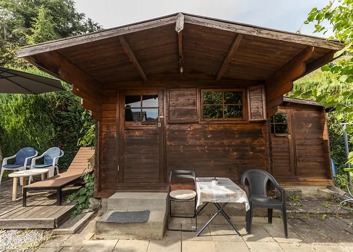 Gemuetliches Haus Inmitten Schoener Mit Garten & Parkplatz 度假居