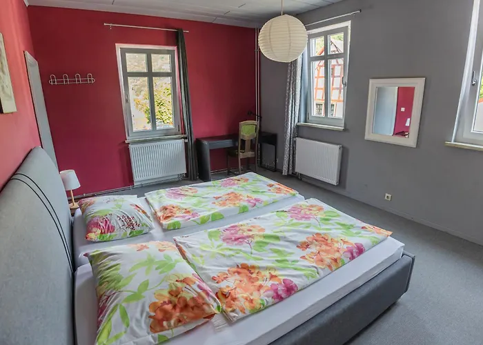 Gemuetliches Haus Inmitten Schoener Mit Garten & Parkplatz *